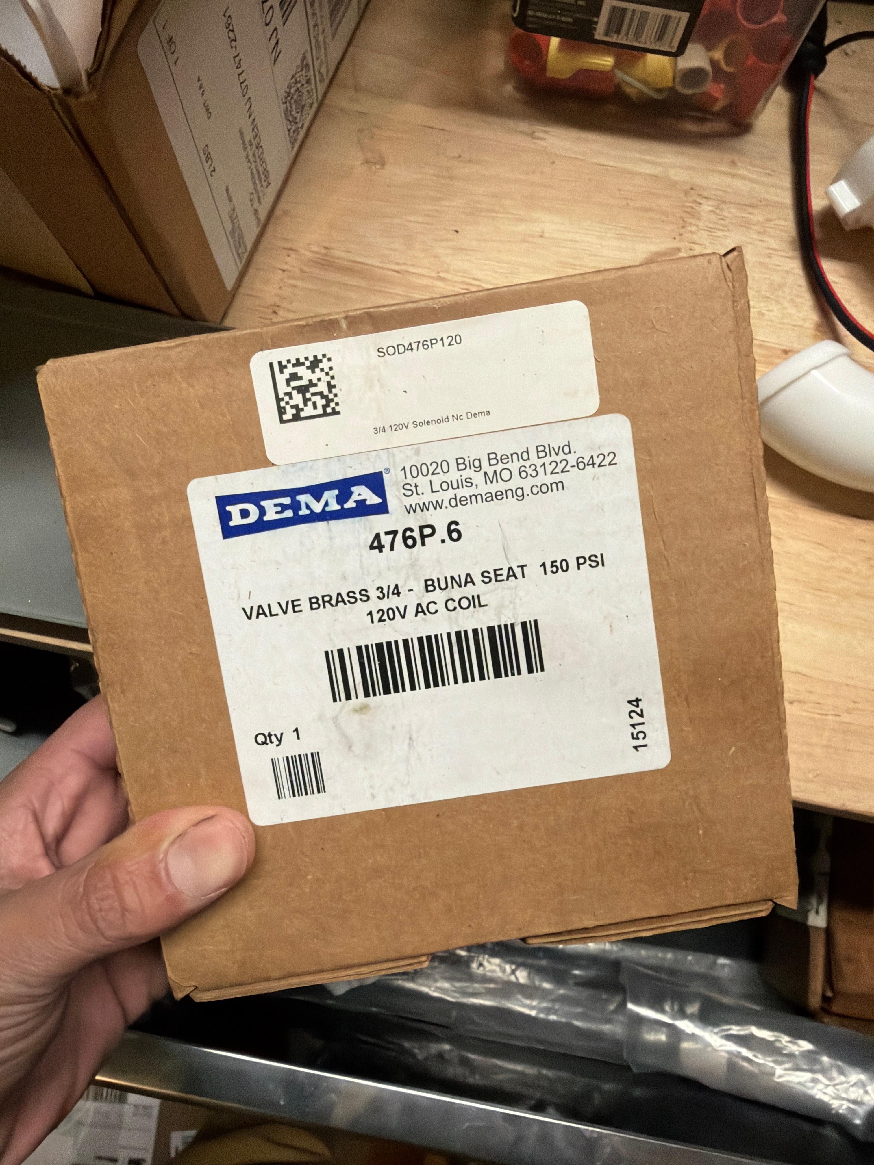 DEMA 476P.6 3/4" Brass Solenoid Valve 150 PSI 120V AC Coil