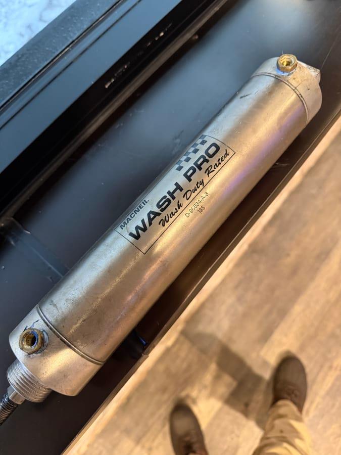 FOR PARTS Macneil Wash-Pro Gas Shock Absorber Work & Duty Rated - Photo 1